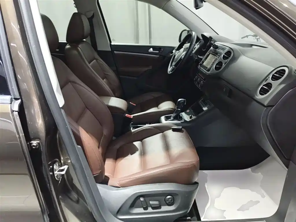 Volkswagen Tiguan 2015 — фото 25