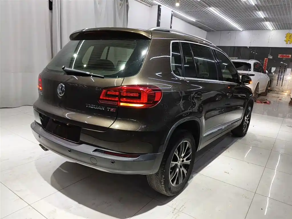 Volkswagen Tiguan 2015 — фото 7