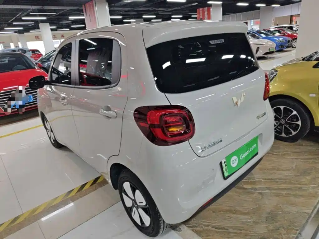 Wuling Hongguang MINIEV 2025