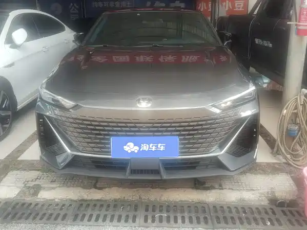 Changan UNI-V 2022