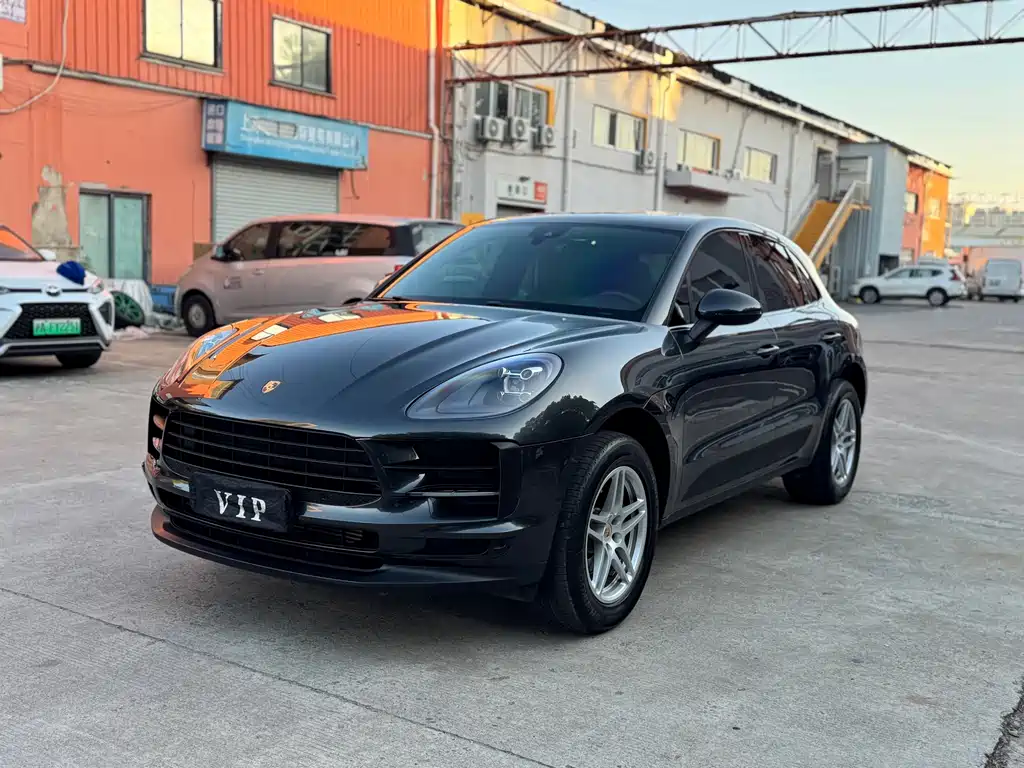 Porsche Macan 2021 — фото 1