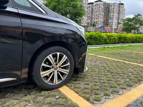 GAC Trumpchi M8 2018