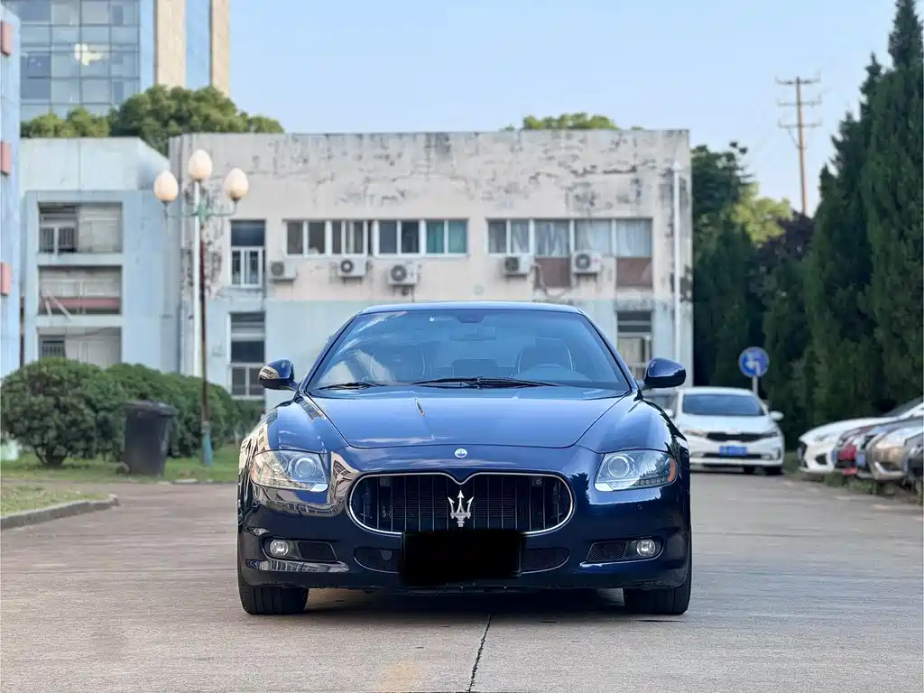Maserati Quattroporte 2012 — фото 2