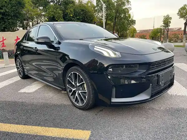Lynk & Co 03 2019