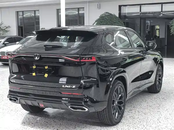 Changan UNI-Z 2025
