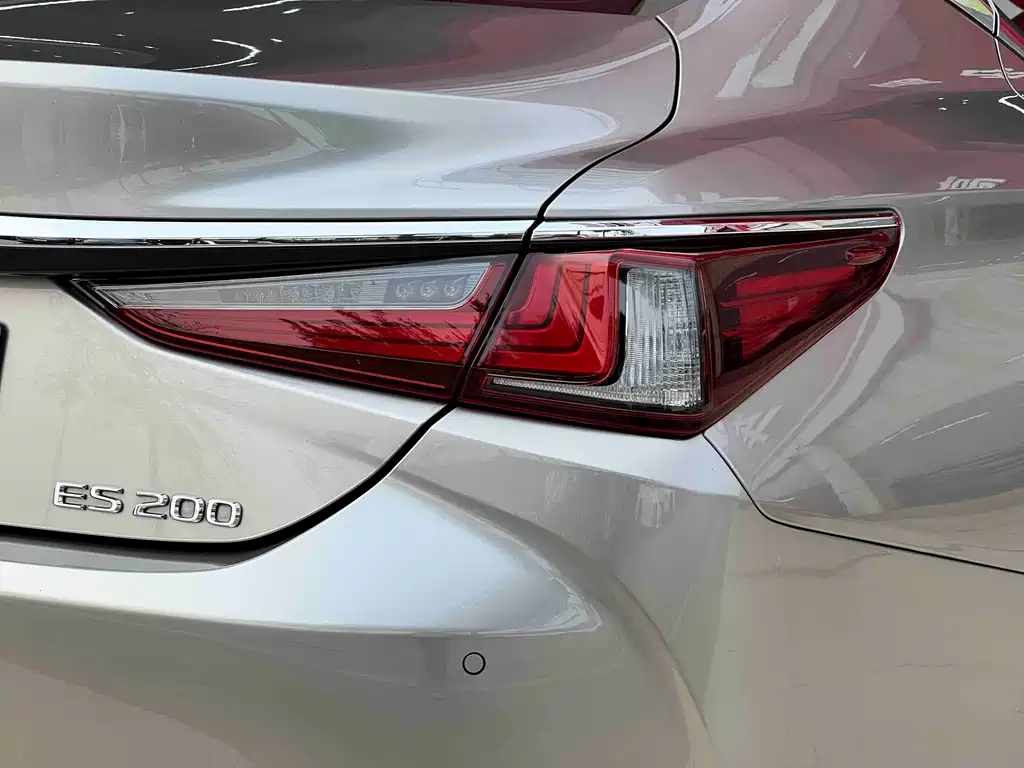 Lexus ES 2020 — фото 4