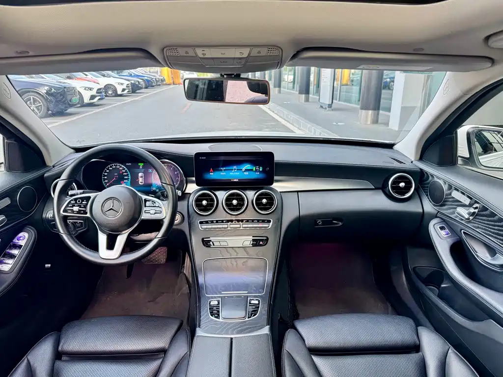 Mercedes-Benz C-Class 2019 — фото 9