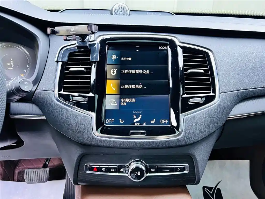 Volvo XC90 PHEV 2022 — фото 13