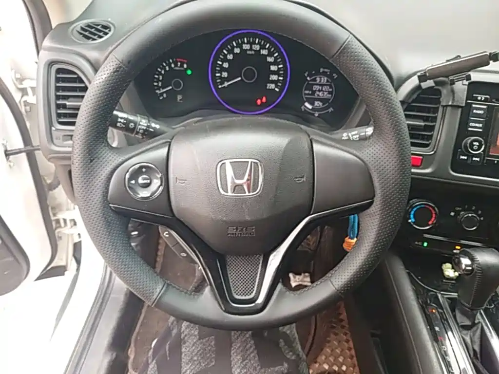 Honda Vezel 2017 — фото 11