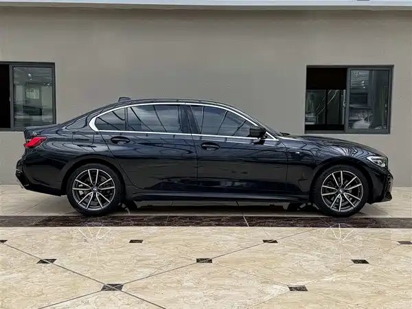 BMW 3 Series 2020