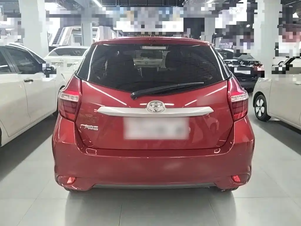 Toyota Yaris L 2020