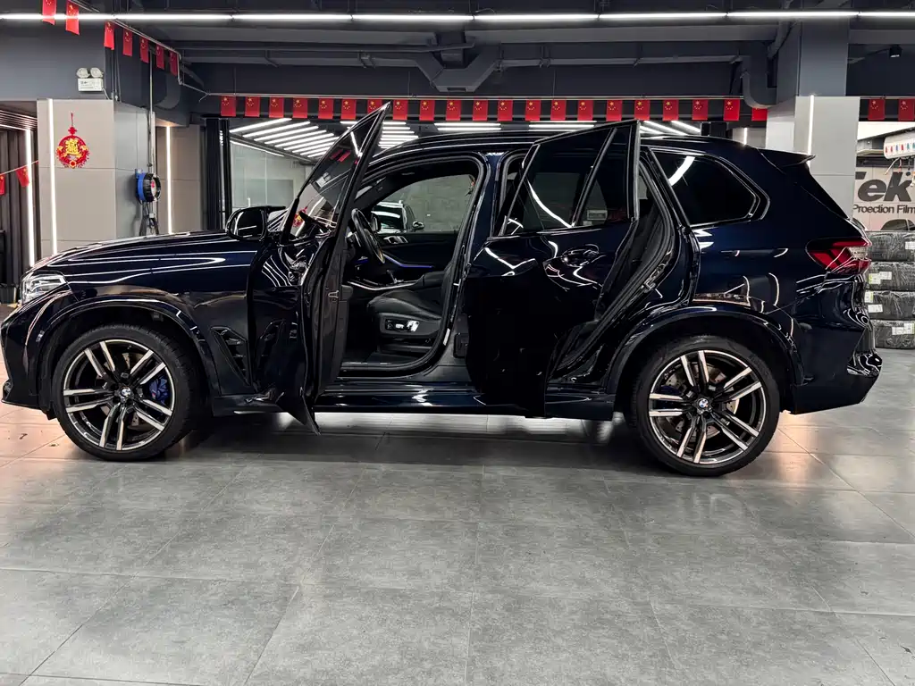 BMW X5 M 2023 — фото 2