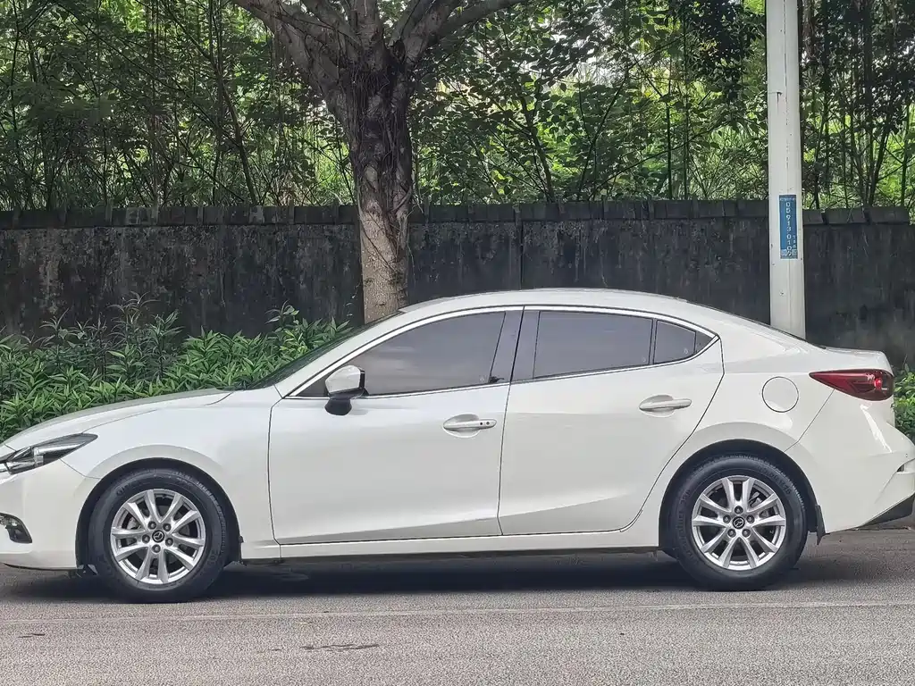 Mazda 3 Angkesela 2018