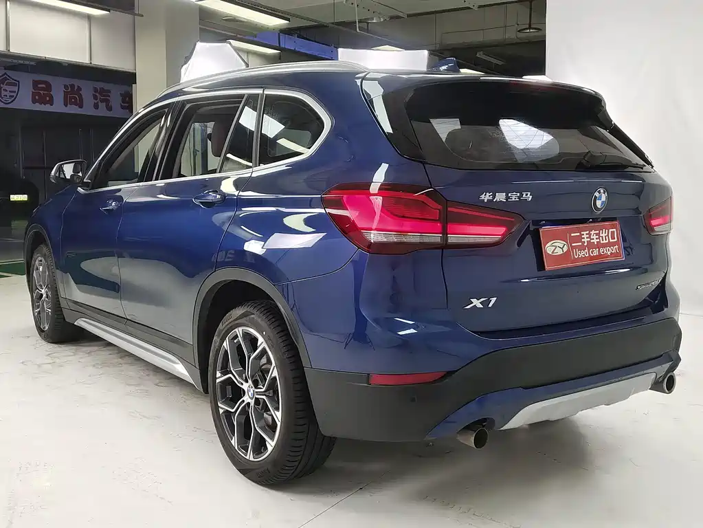 BMW X1 2022 — фото 8