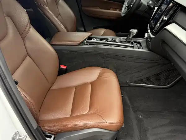Volvo XC60 2019