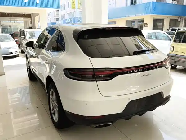 Porsche Macan 2020