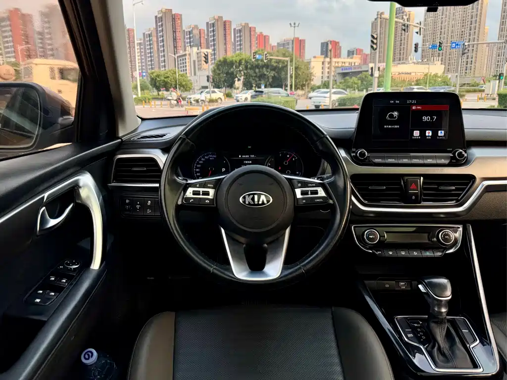 Kia Sportage 2018 — фото 9