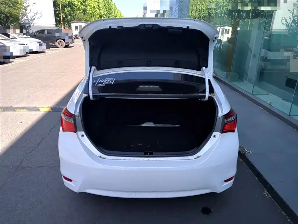 Toyota Corolla 2019 — фото 18