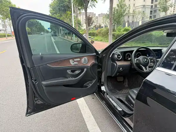 Mercedes-Benz E-Class 2020