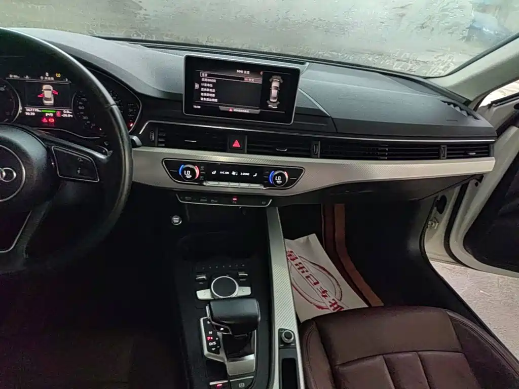 Audi A4L 2017 — фото 13