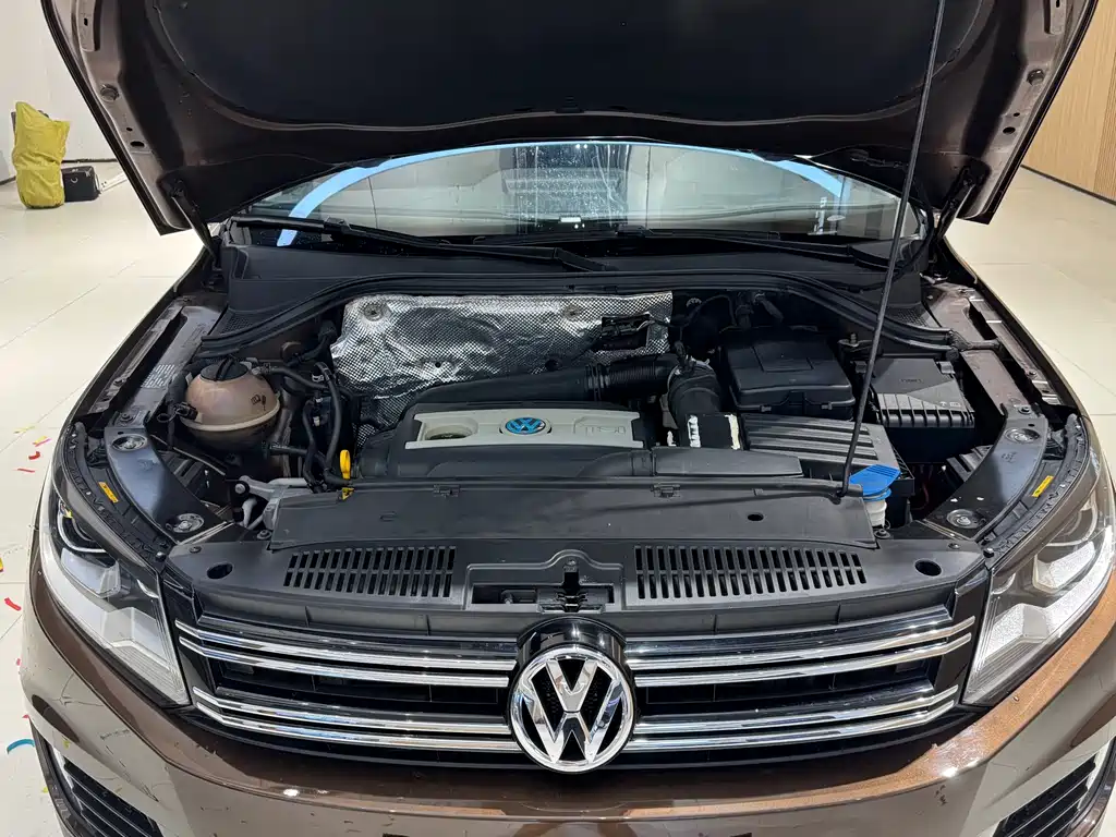 Volkswagen Tiguan 2016 — фото 23