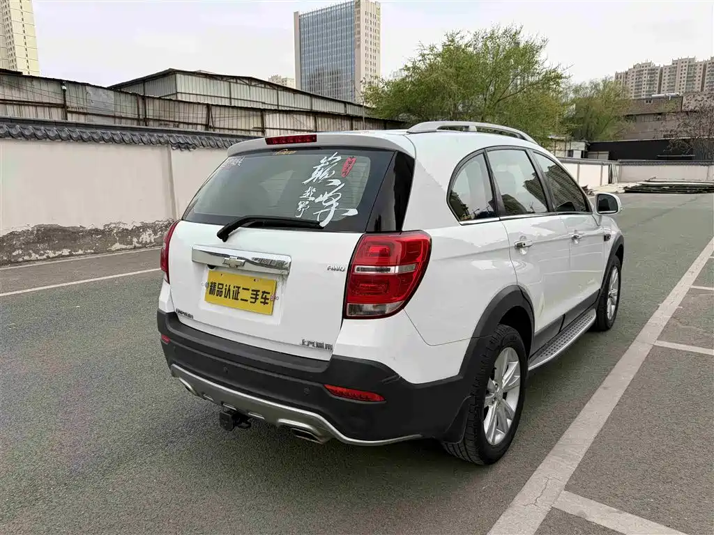 Chevrolet Captiva 2017 — фото 16
