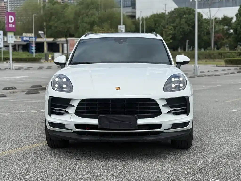 Porsche Macan 2021 — фото 2