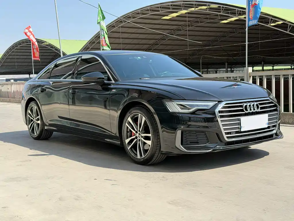 Audi A6L 2022