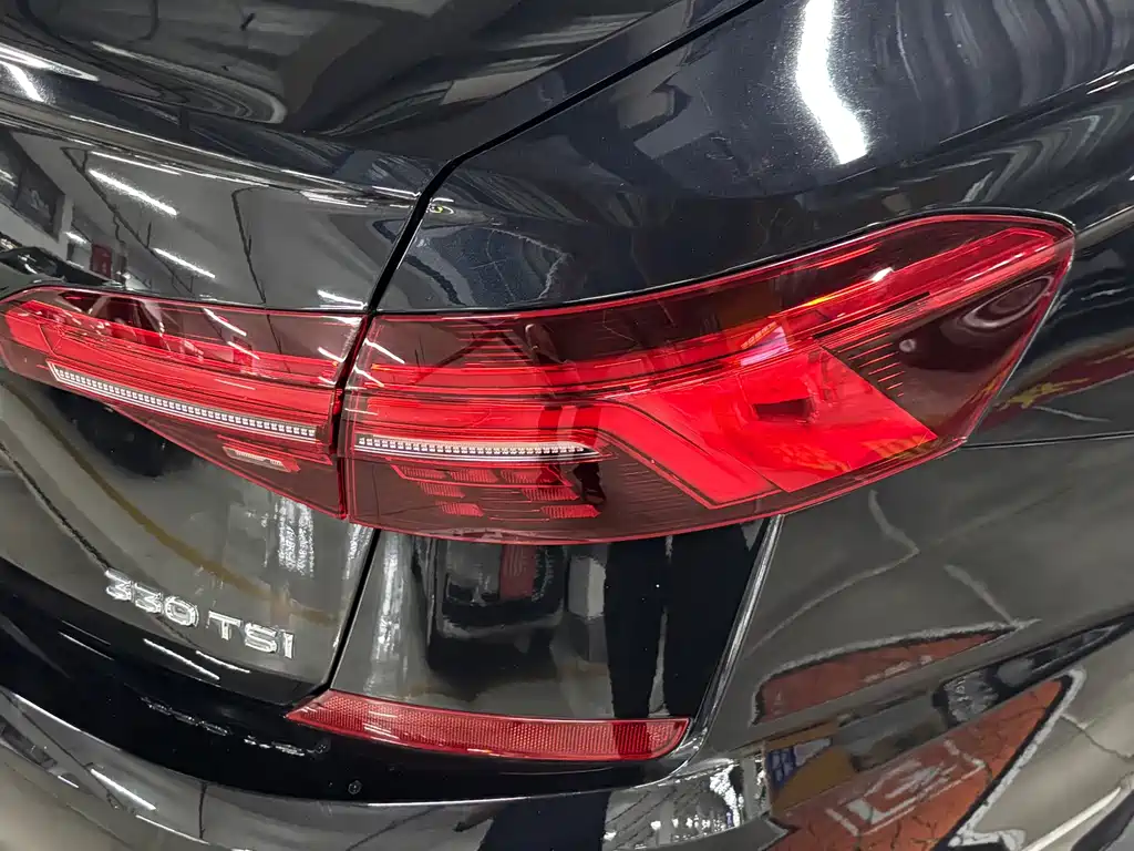 Volkswagen Passat 2018 — фото 13