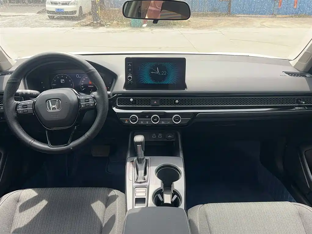 Honda Civic 2023 — фото 10