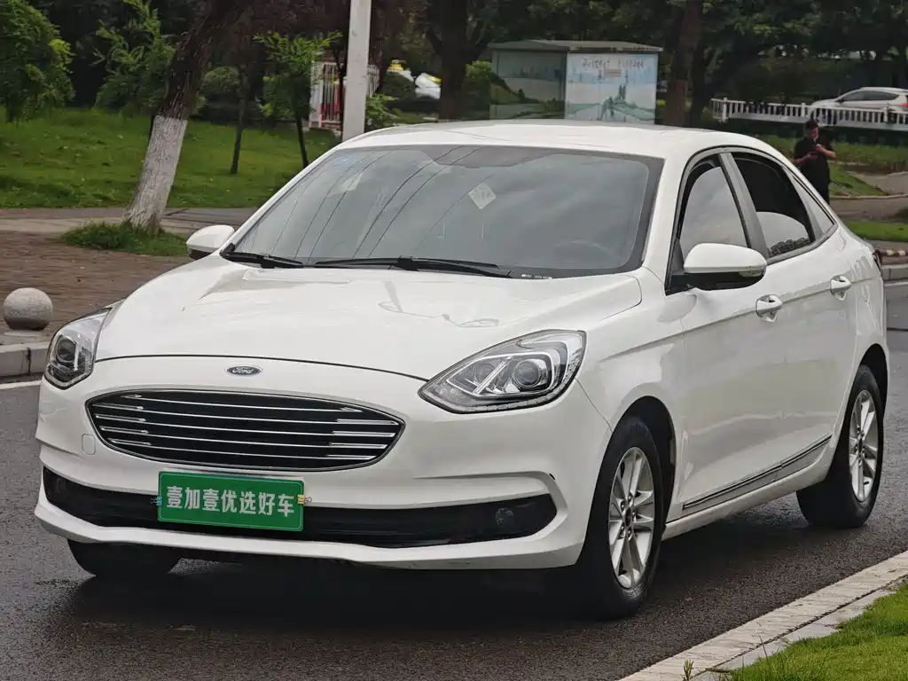 Ford Forrest 2019