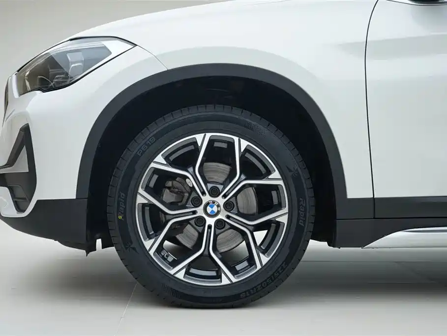 BMW X1 2020 — фото 16