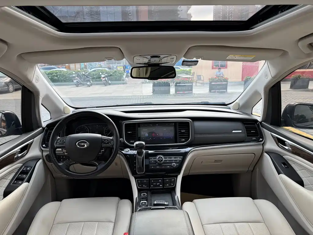 GAC Motor Trumpchi M8 2019 — фото 17