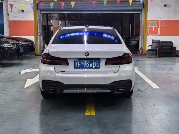 BMW 5 Series 2023