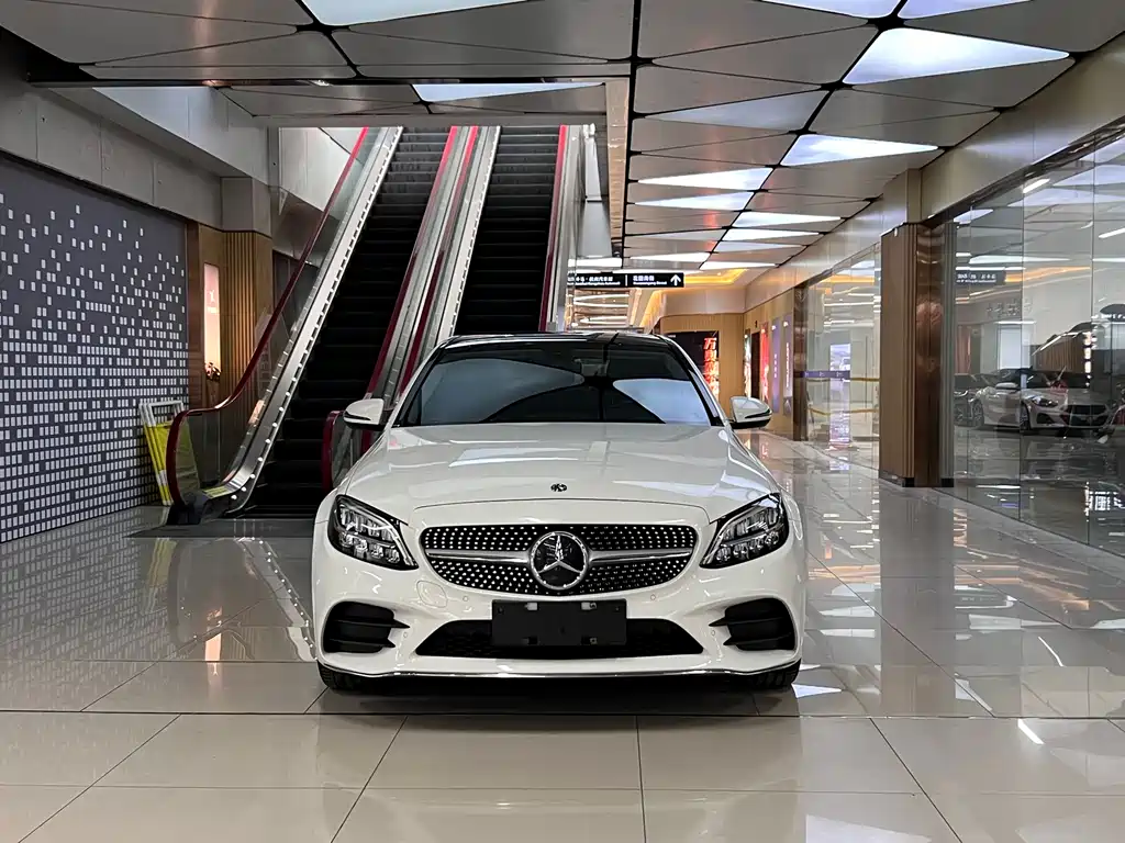 Mercedes-Benz C-Class 2021