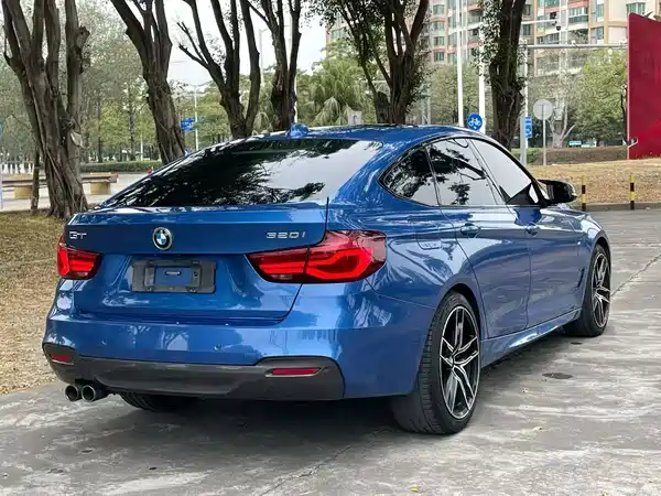 BMW 3 Series GT 2021