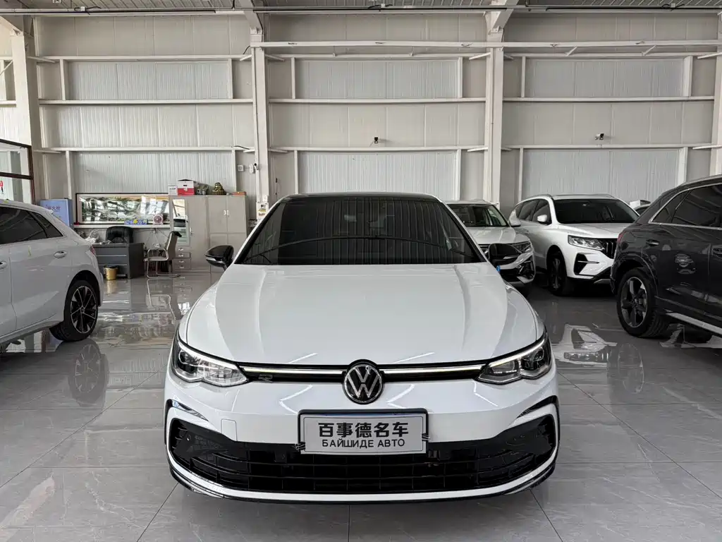 Volkswagen Golf 2023