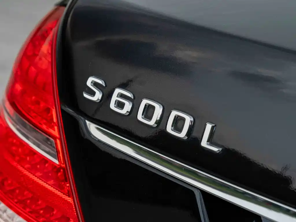 Mercedes-Benz S-Class 2011 — фото 12
