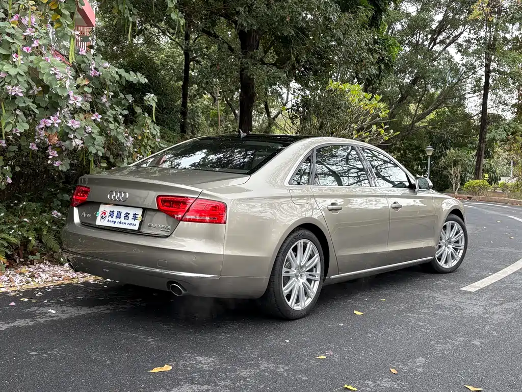 Audi A8 2013 — фото 5