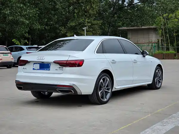 Audi A4L 2024