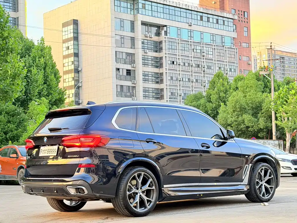 BMW X5 2022 — фото 11