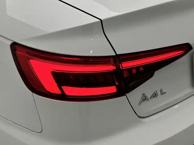Audi A4L 2017 — фото 19