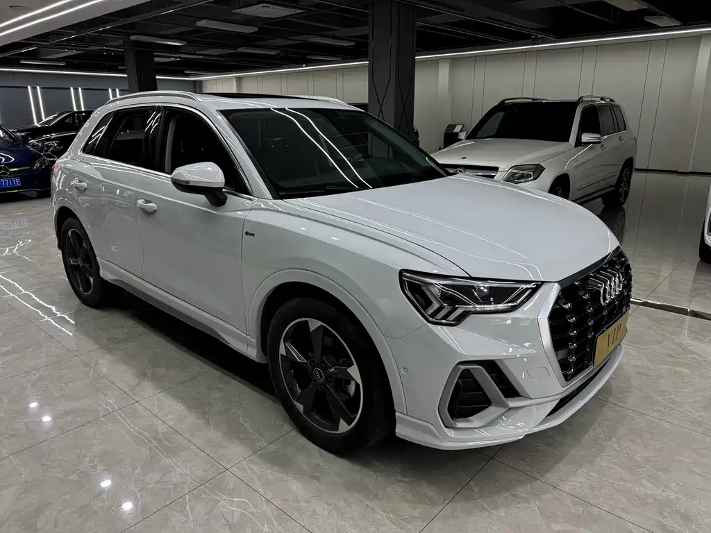 Audi Q3 2022