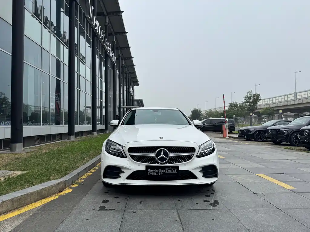 Mercedes-Benz C-Class 2020 — фото 2