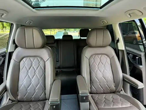 Volkswagen Viloran 2023