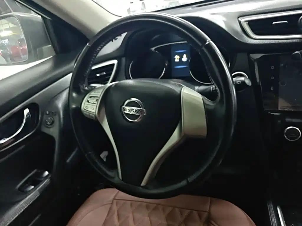Nissan X-Trail 2015 — фото 11