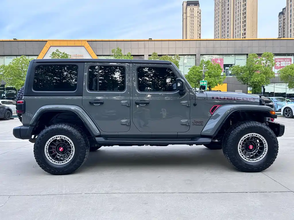 Jeep Wrangler 2022 — фото 9