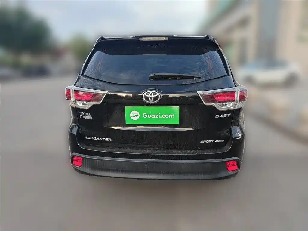 Toyota Highlander 2017 — фото 3