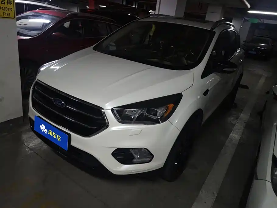 Ford Kuga 2017 — фото 1