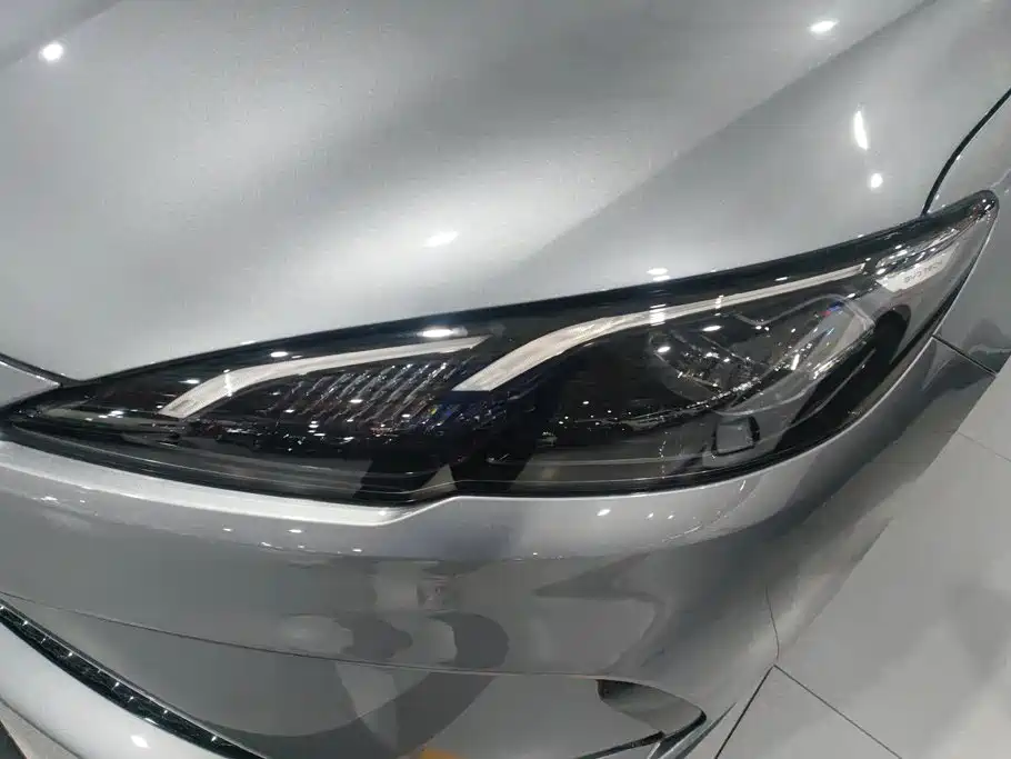 BYD Seal 05 DM-i 2025 — фото 5